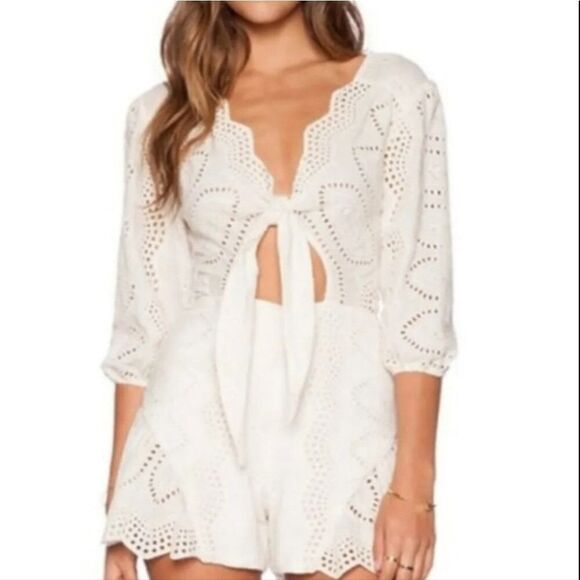 REVOLVE Jen's Pirate Booty neutral eyelet Clementine cut-out ROMPER LARGE L - Picture 1 of 9